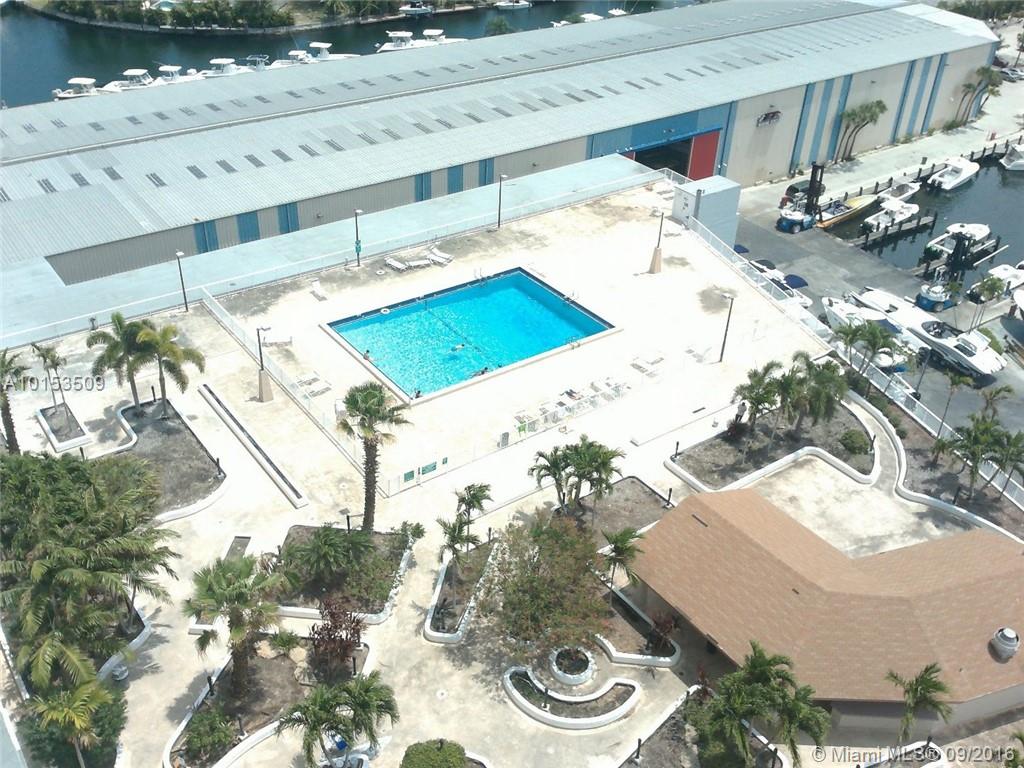 SAILBOAT CAY - Residential Lease