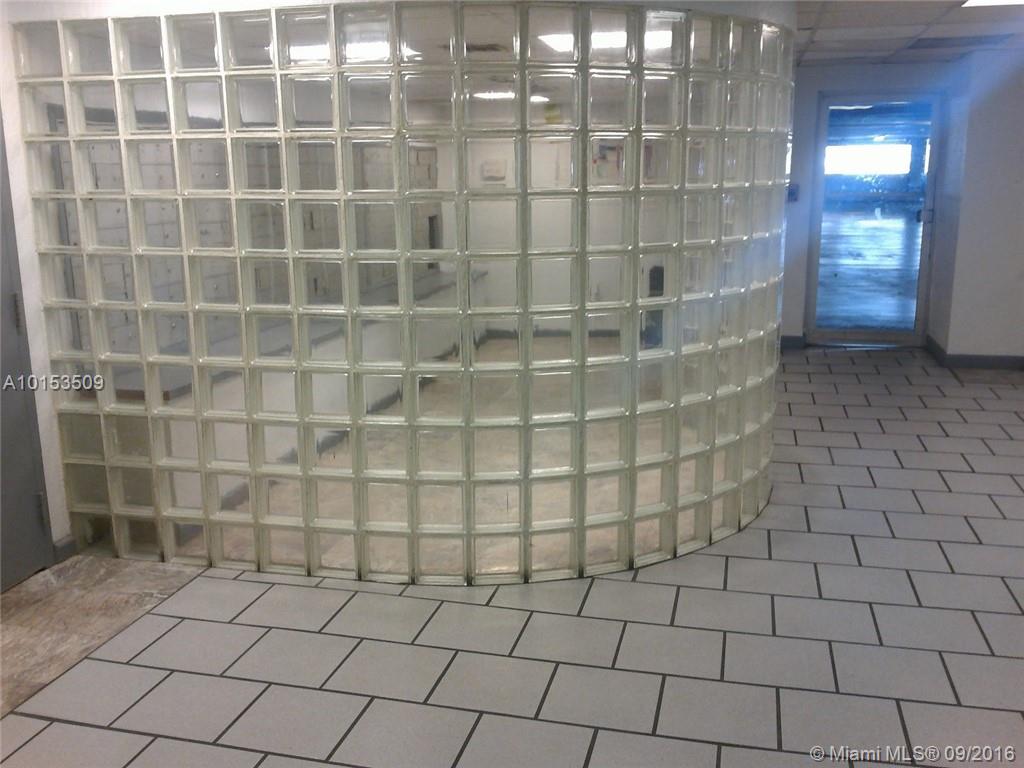 SAILBOAT CAY - Residential Lease