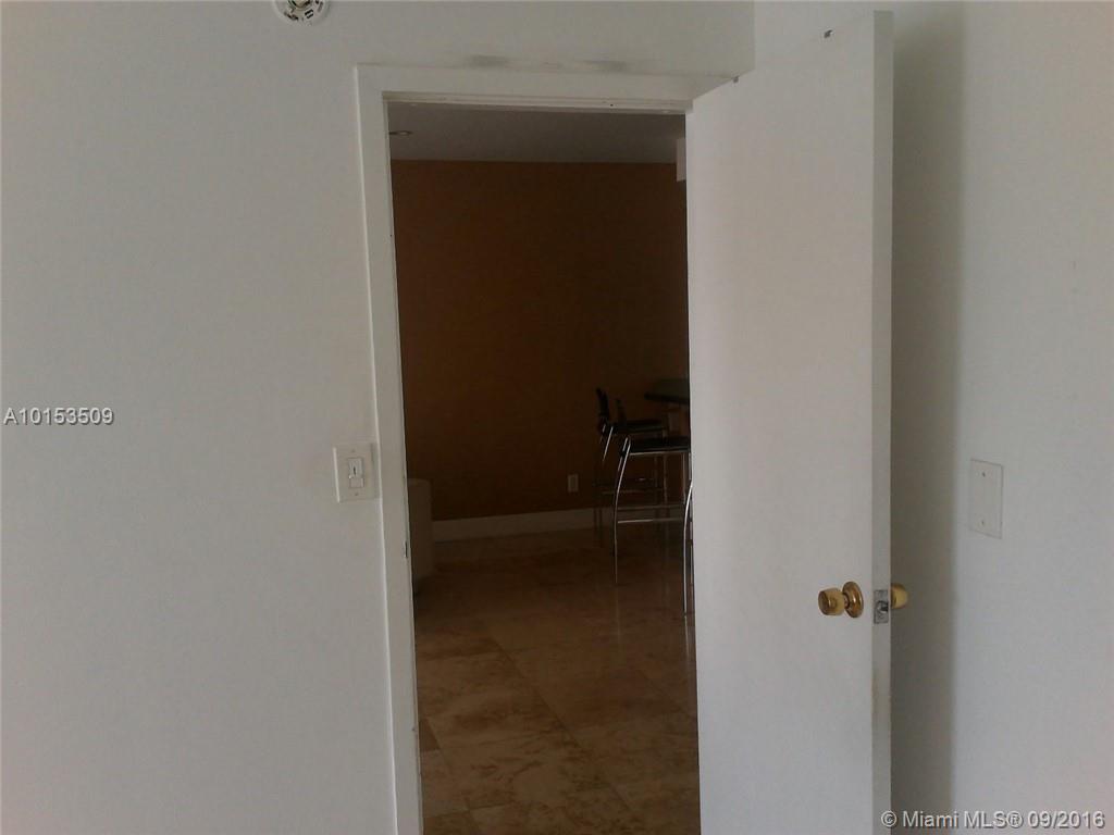 SAILBOAT CAY - Residential Lease