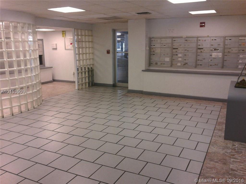 SAILBOAT CAY - Residential Lease