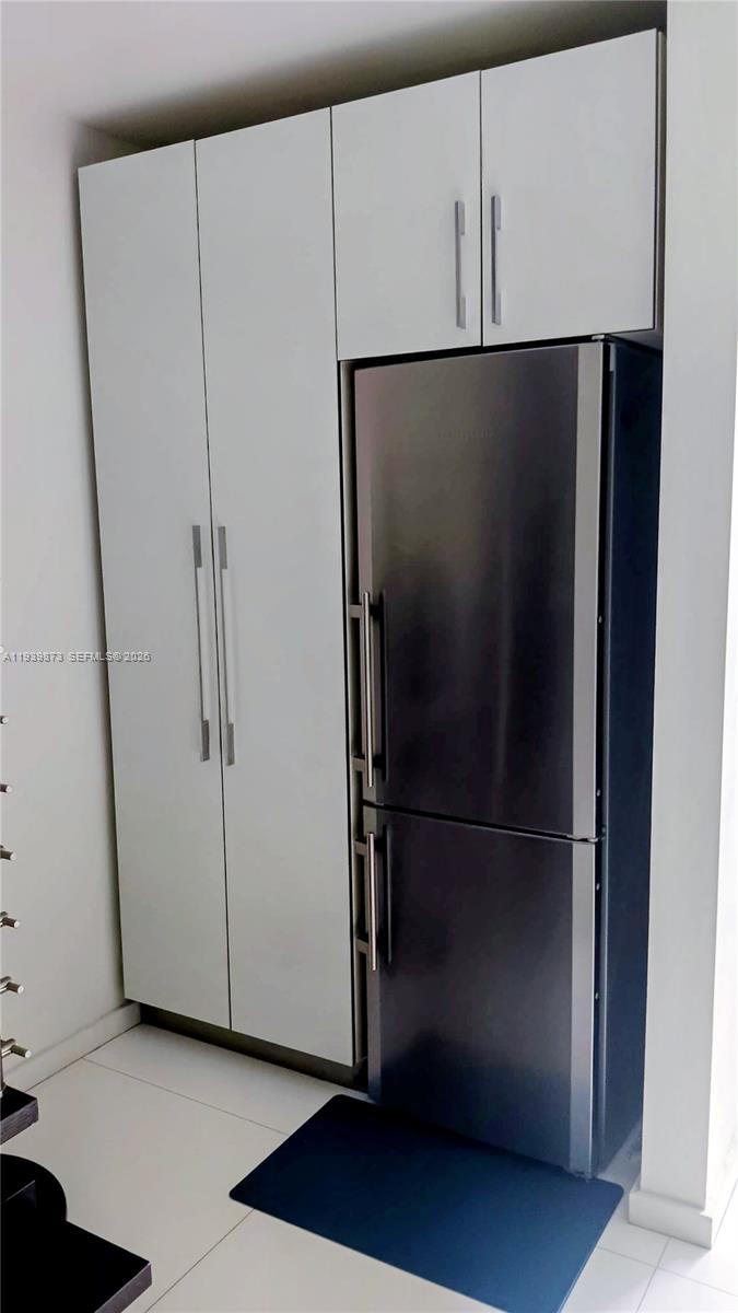 LE PHARE KEY BISCAYNE CON - Residential