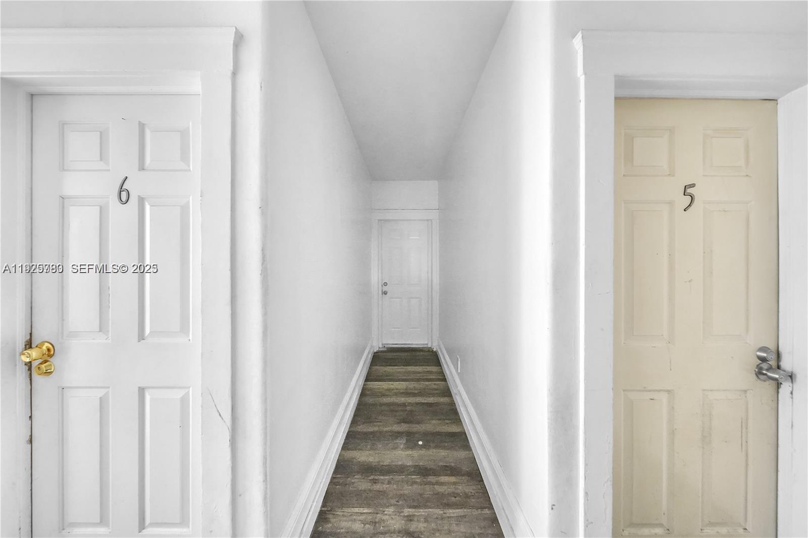 View photos, virtual tours, details... 1725 NW 19th St