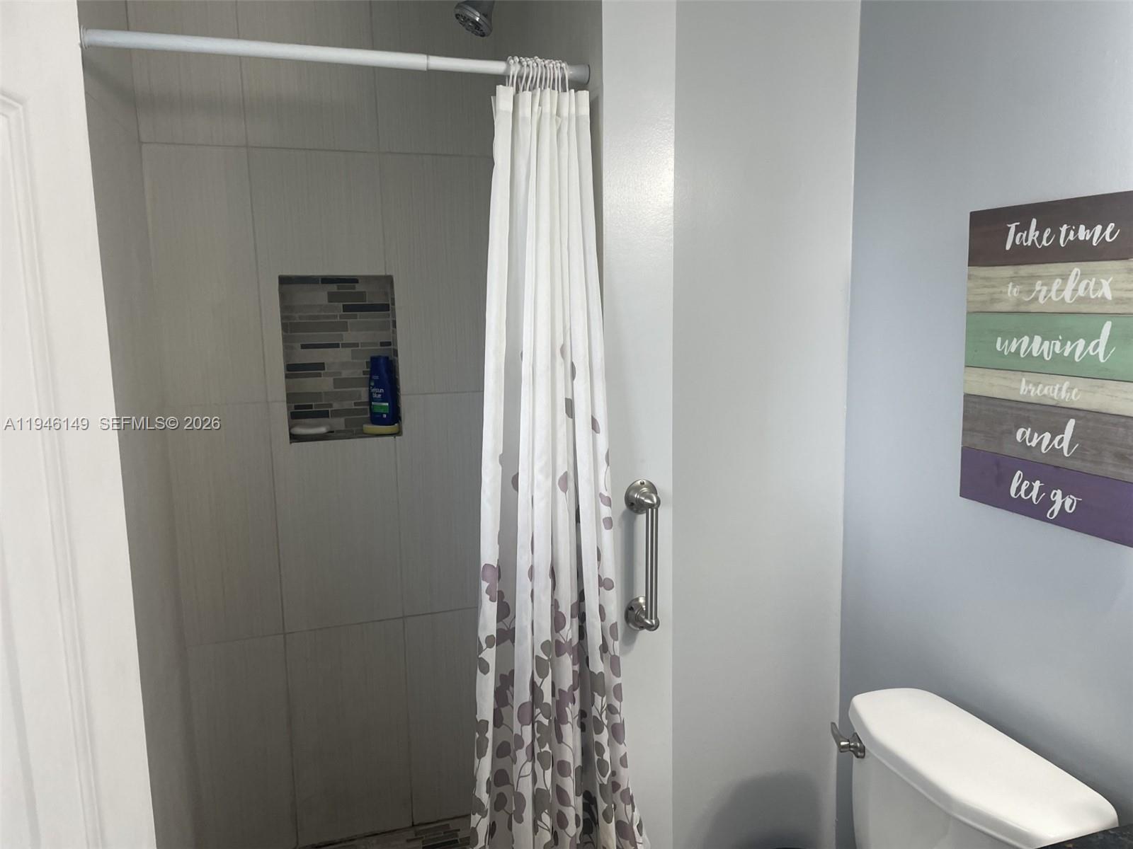 PEMBROKE PINES NO 2 - Residential