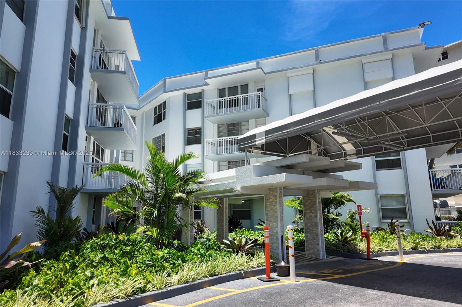 1913 S Ocean Dr 304