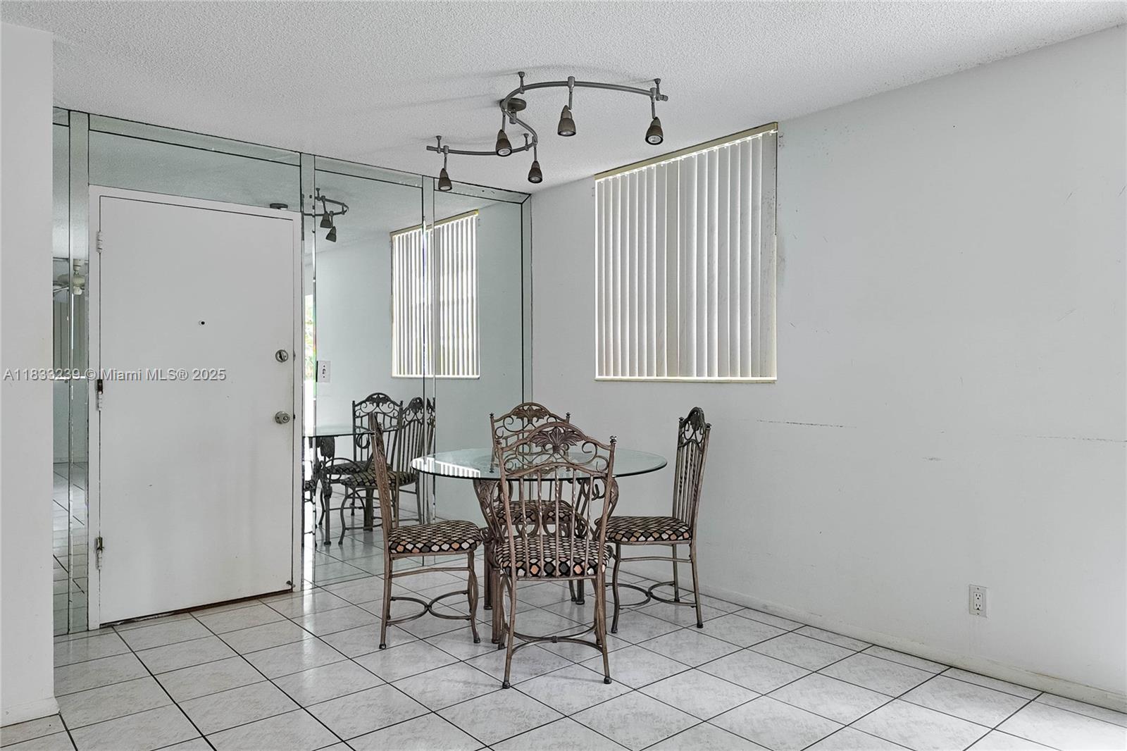 1913 S Ocean Dr 304