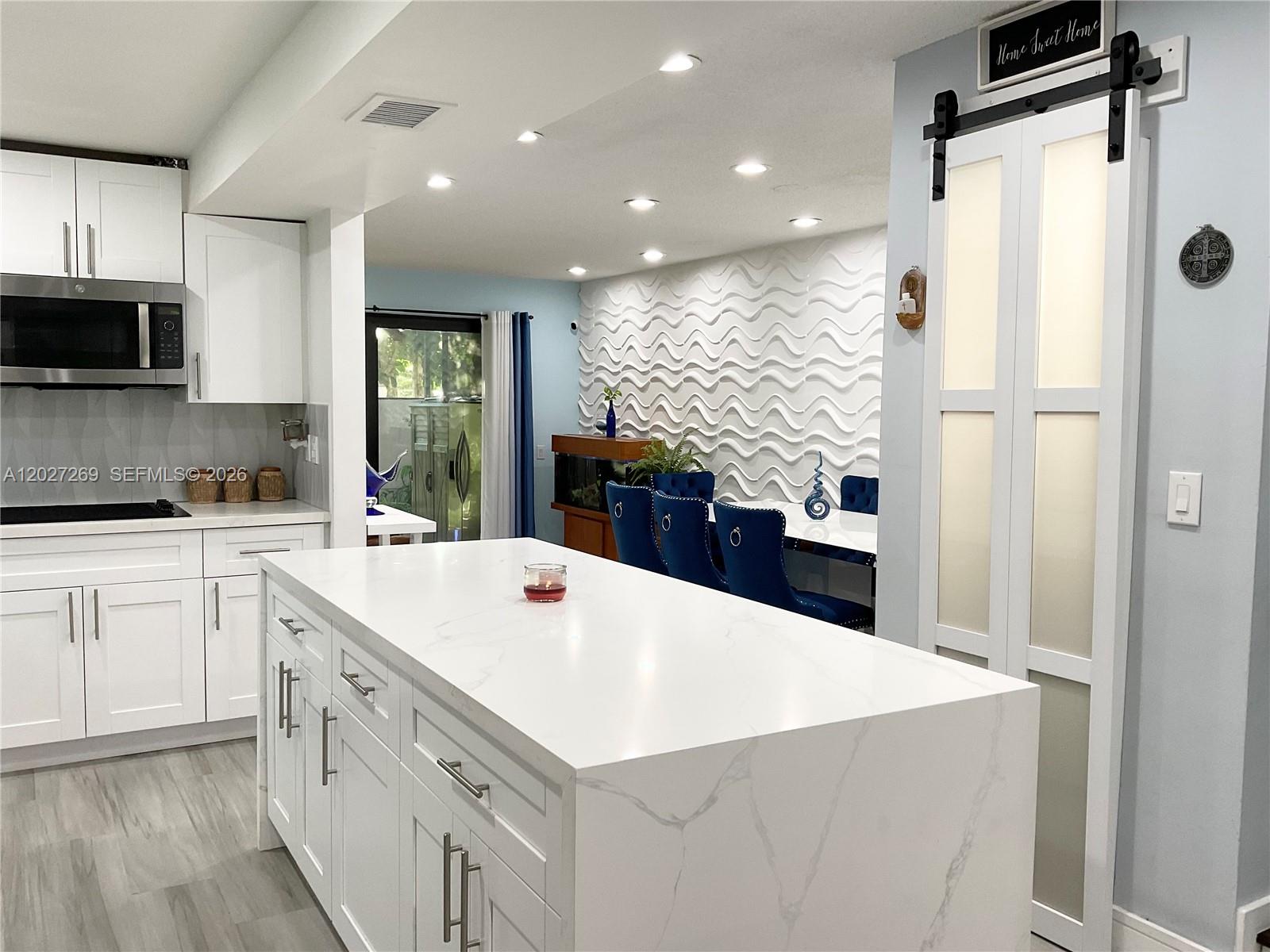 WESTVIEW CONDOMINIUM NO T - Residential