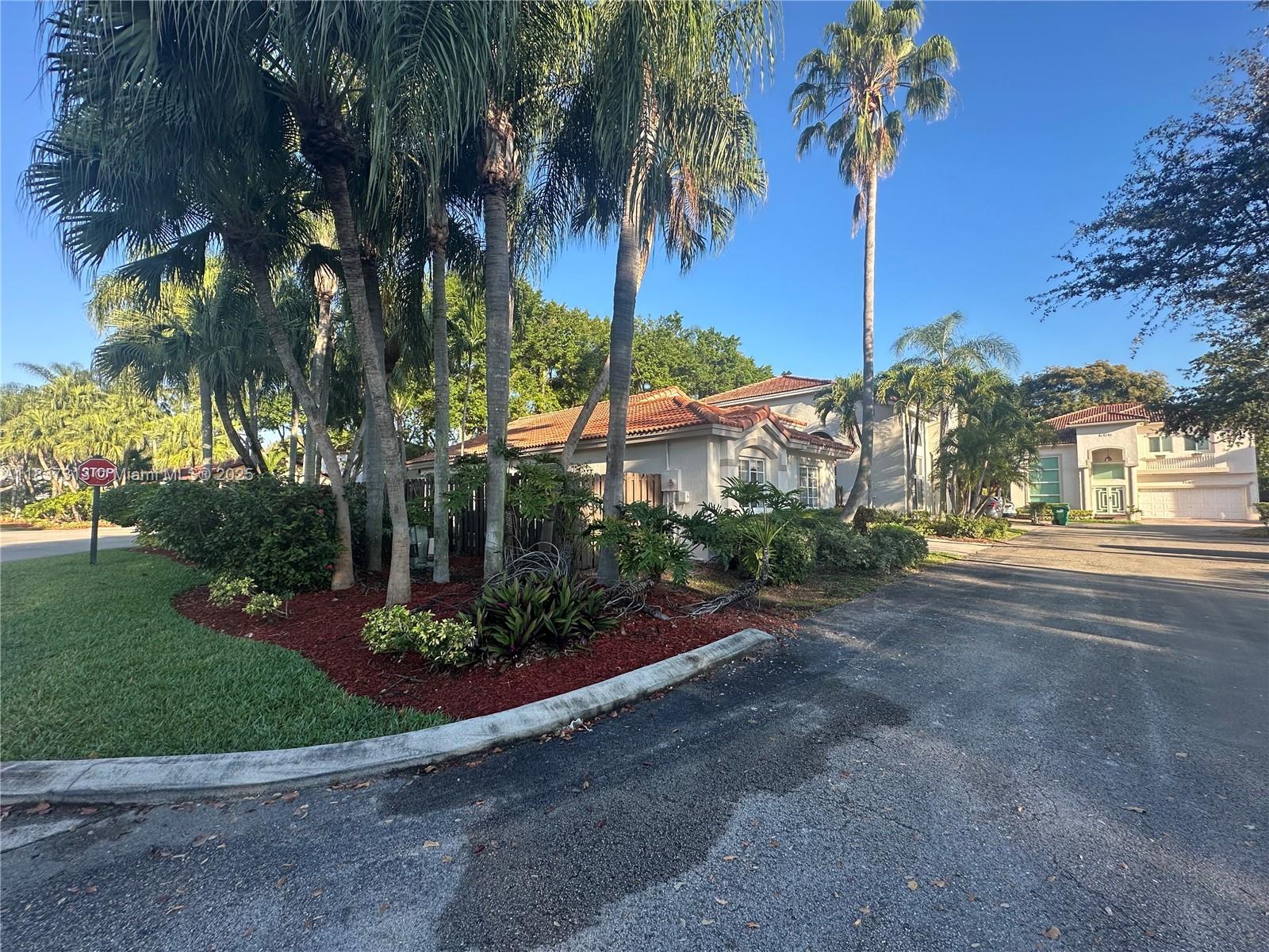 11329 NW 59th Ter