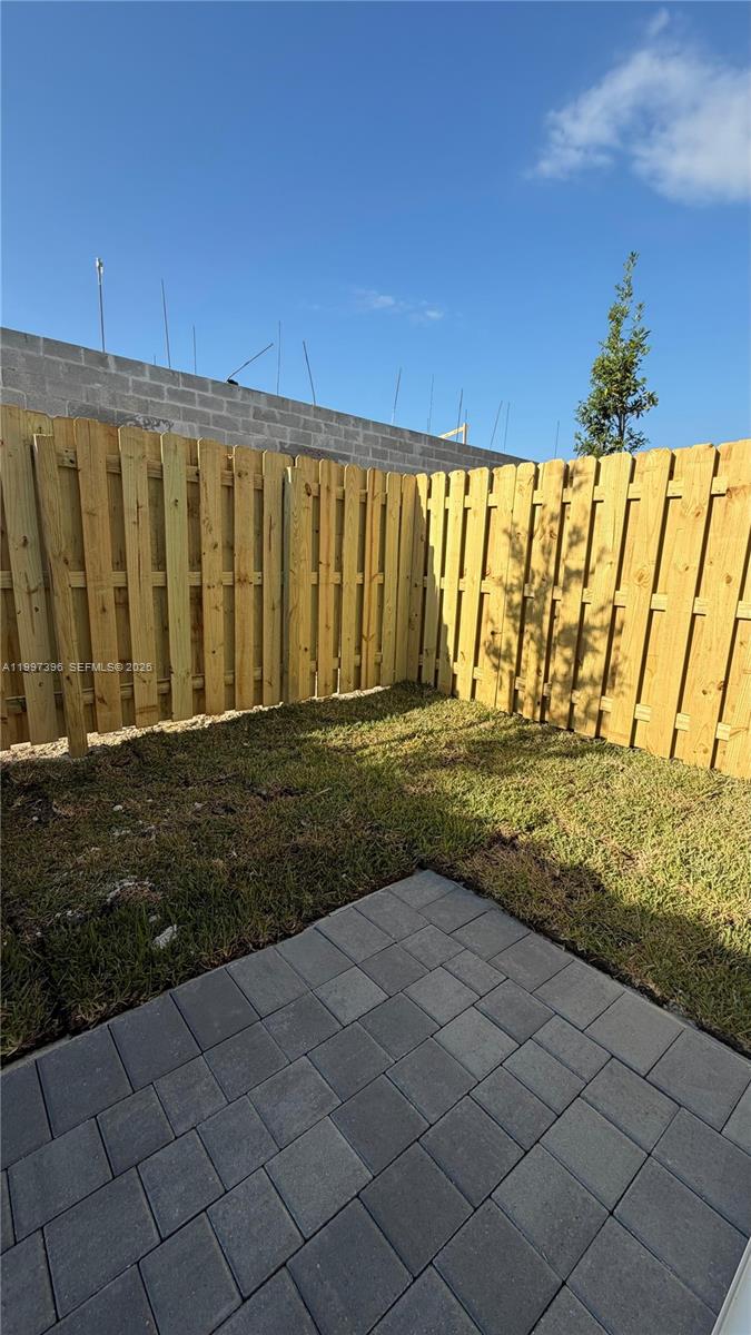 Le Jardine - Residential Lease