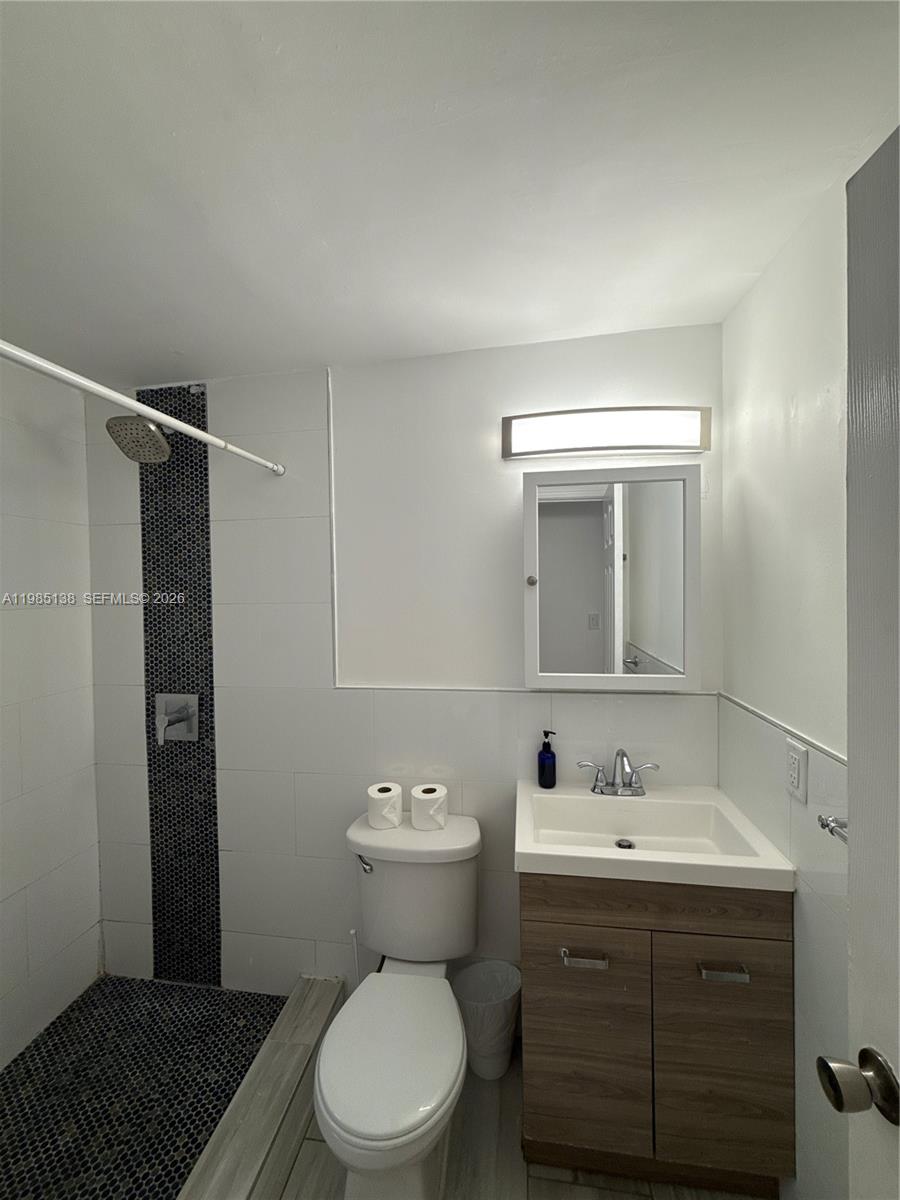 LINCOLN SUB - Residential Lease