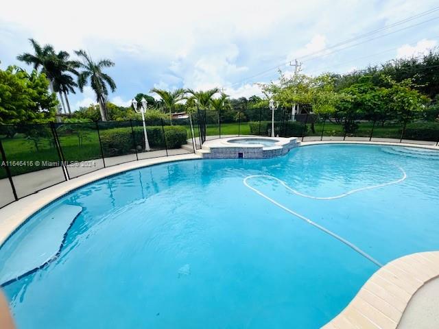 MILLER DRIVE ESTATES - Residential