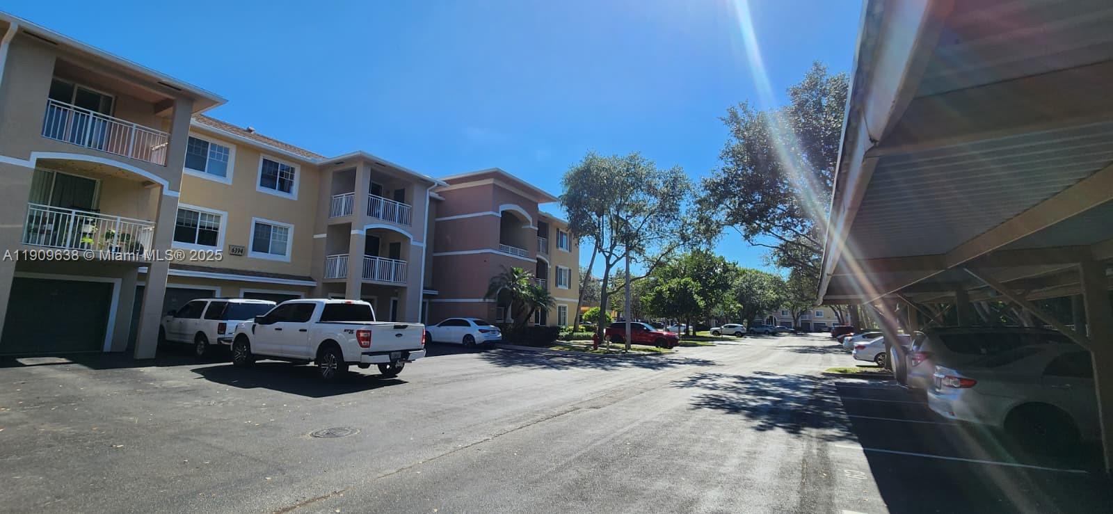 VILLAS AT EMERALD DUNES C - Residential Lease