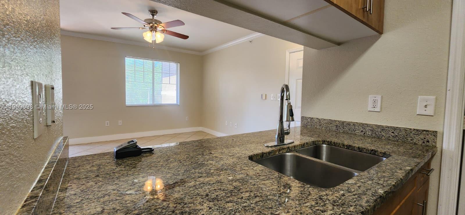 VILLAS AT EMERALD DUNES C - Residential Lease