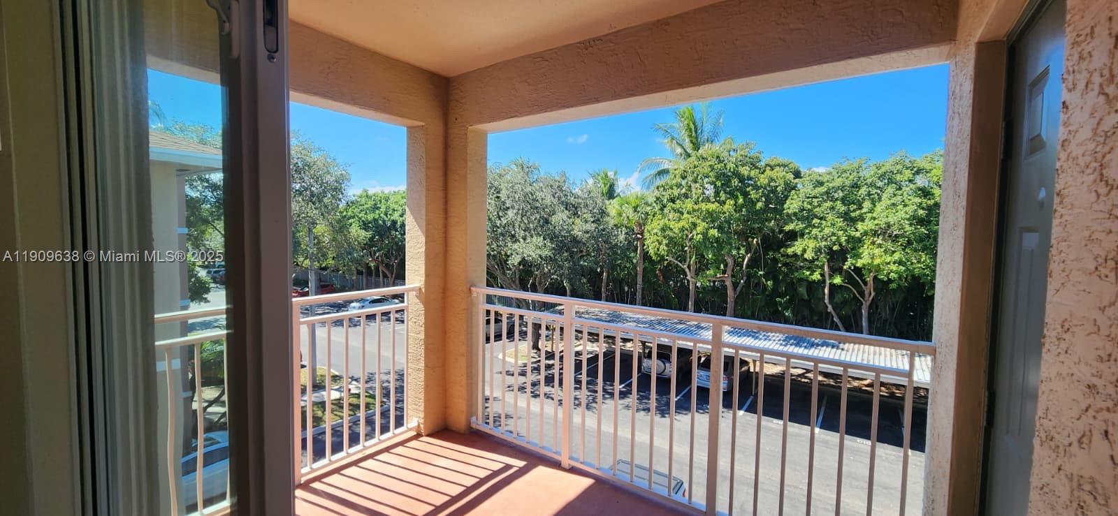 VILLAS AT EMERALD DUNES C - Residential Lease