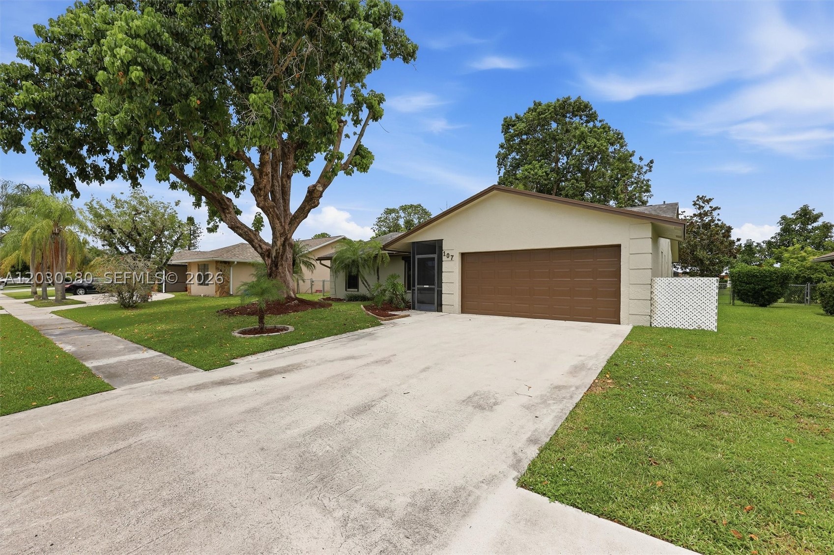 107 Starling Ave