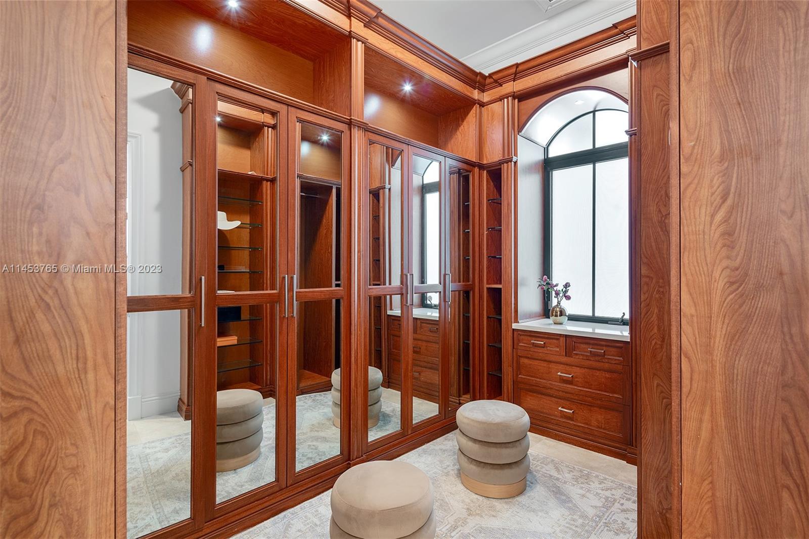 PALM MIAMI AMD - Residential