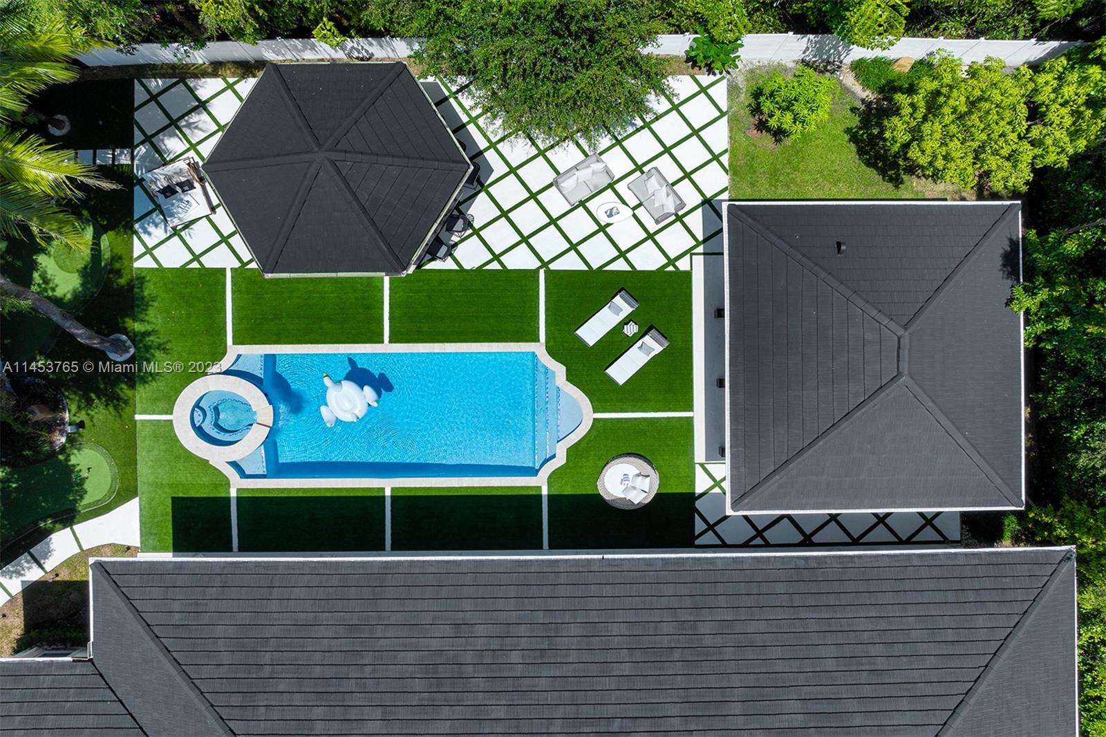 PALM MIAMI AMD - Residential