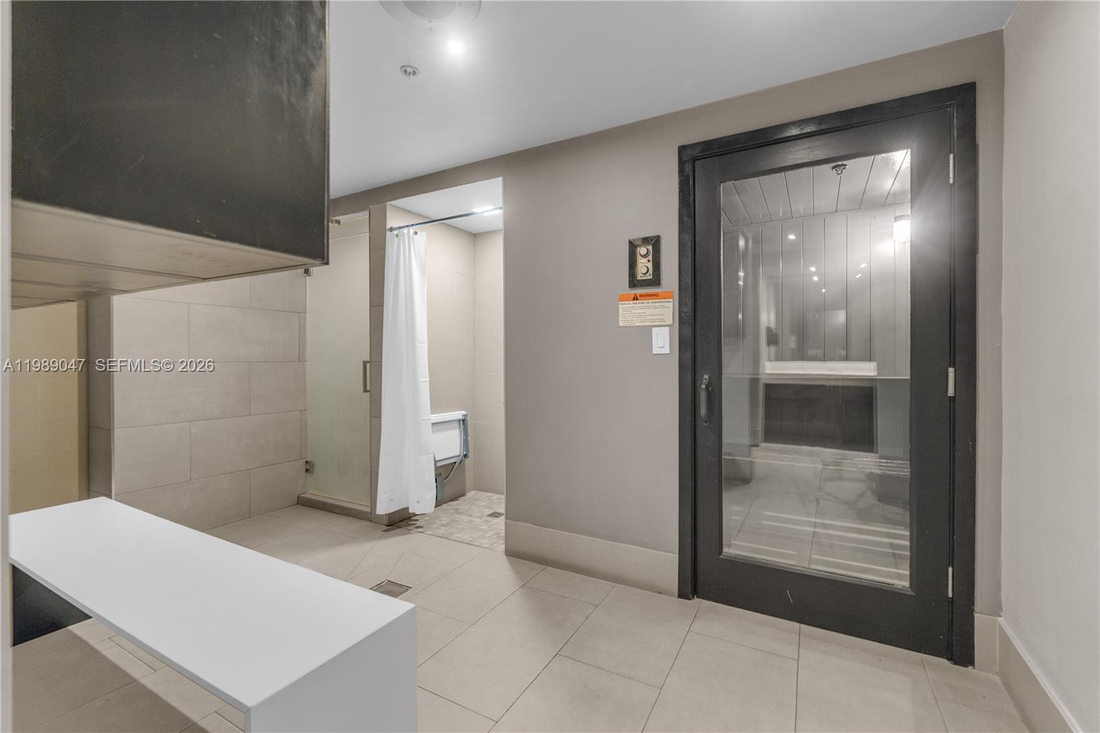 FORTUNE HOUSE CONDO - Residential Lease