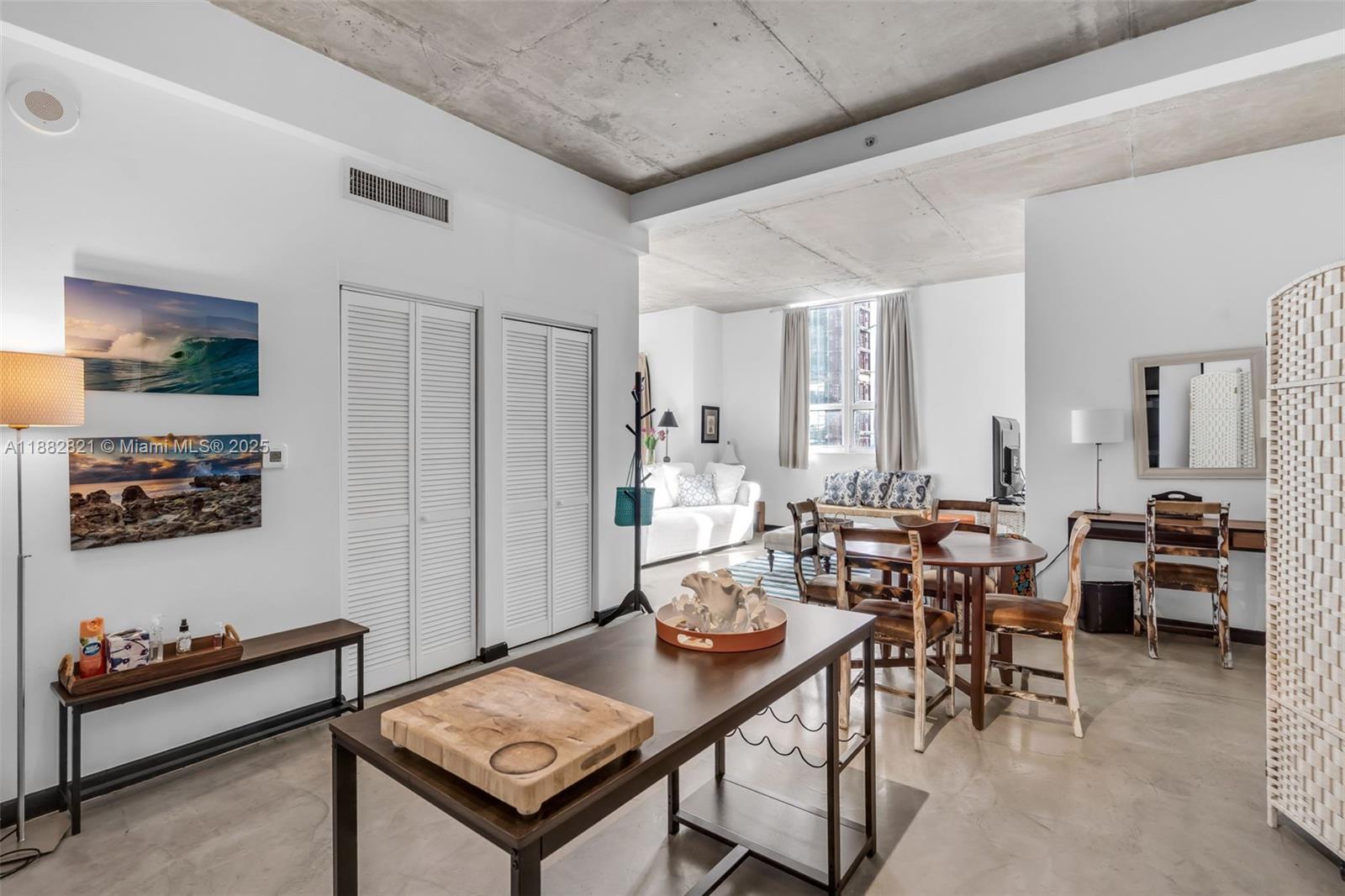 THE LOFT DOWNTOWN CONDO - Residential
