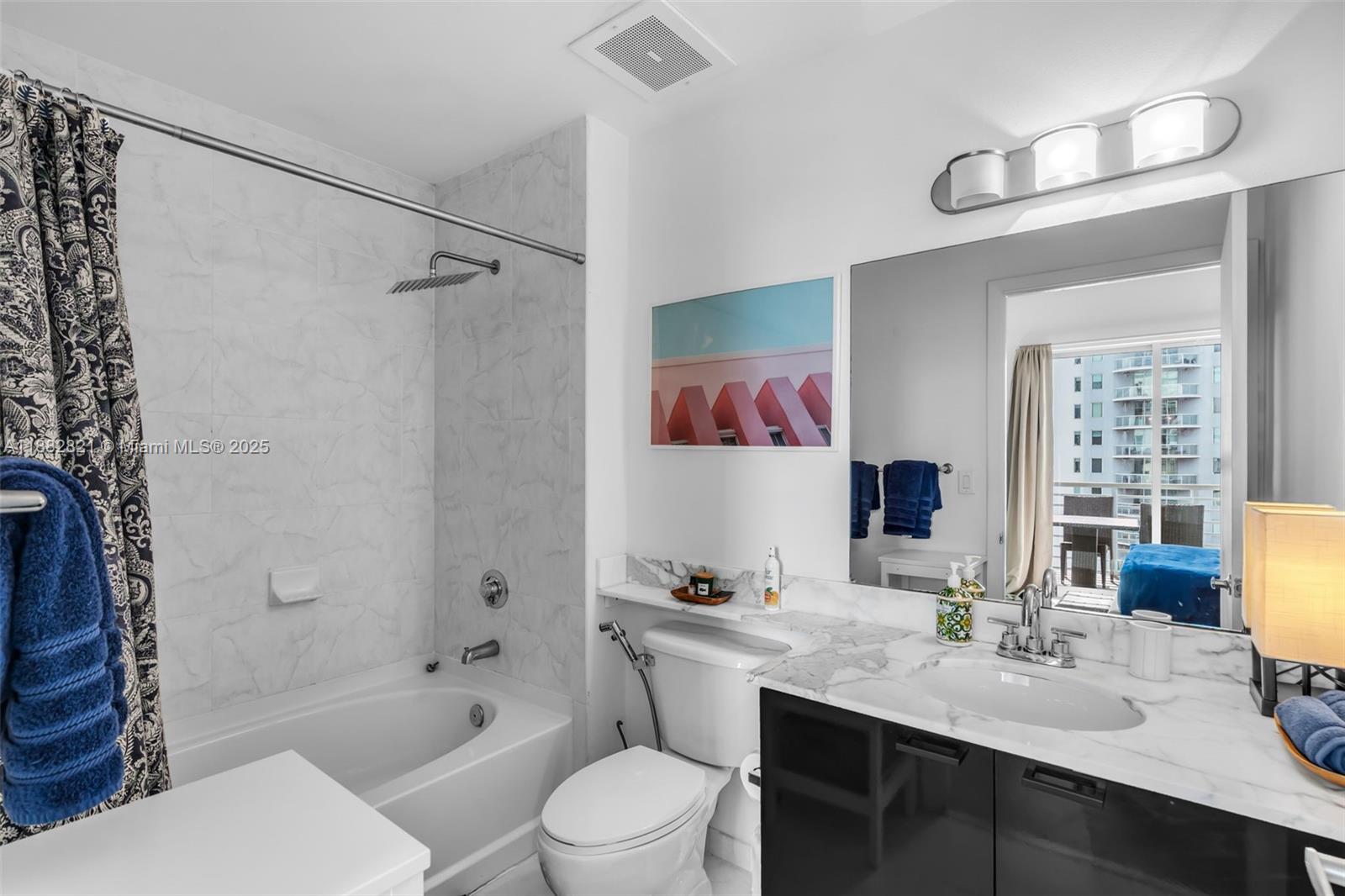 THE LOFT DOWNTOWN CONDO - Residential