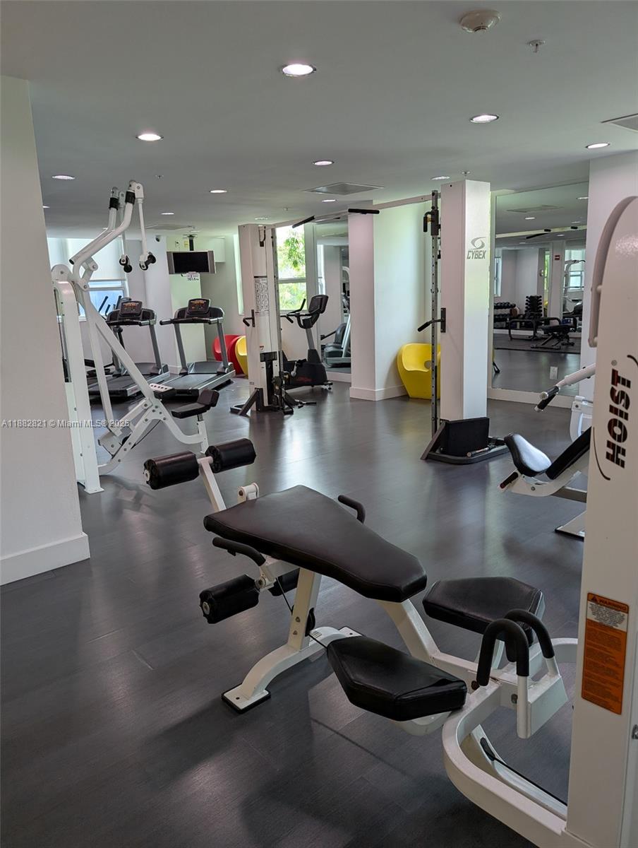 THE LOFT DOWNTOWN CONDO - Residential