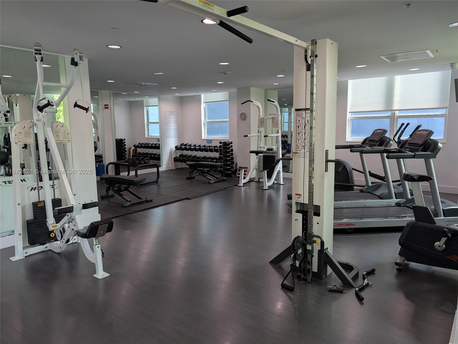 THE LOFT DOWNTOWN CONDO - Residential