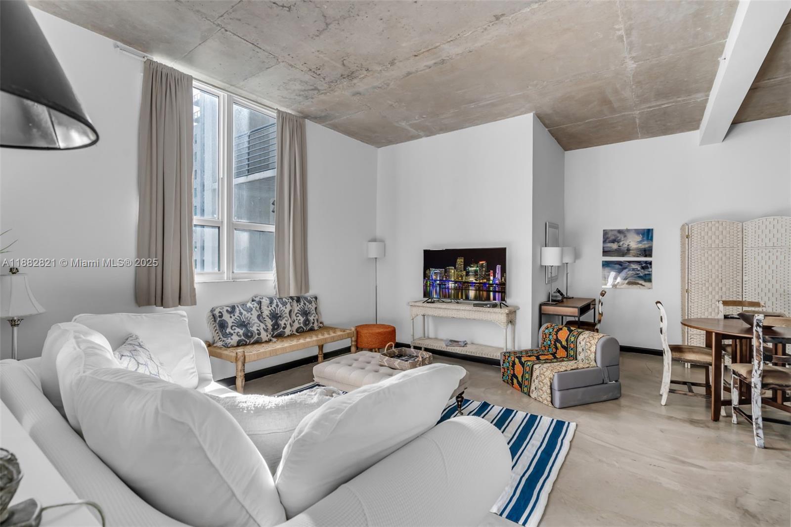 234 NE 3rd St 2104