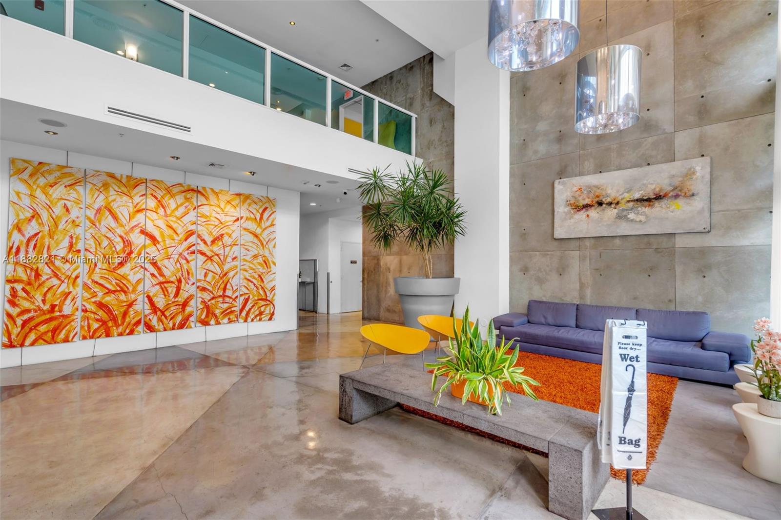 THE LOFT DOWNTOWN CONDO - Residential