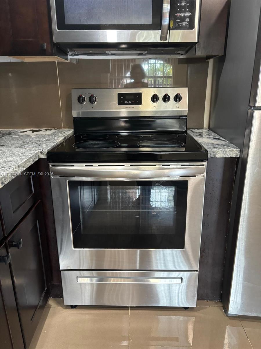 WESTLAND MANORS EAST COND - Residential Lease