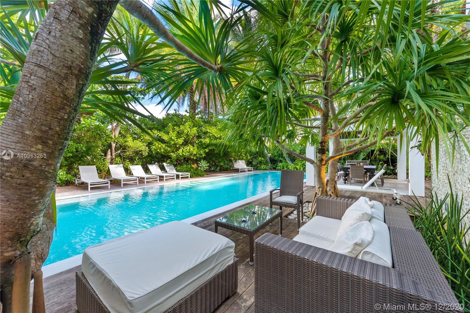 CAPE FLORIDA SUB SEC 3 - Residential