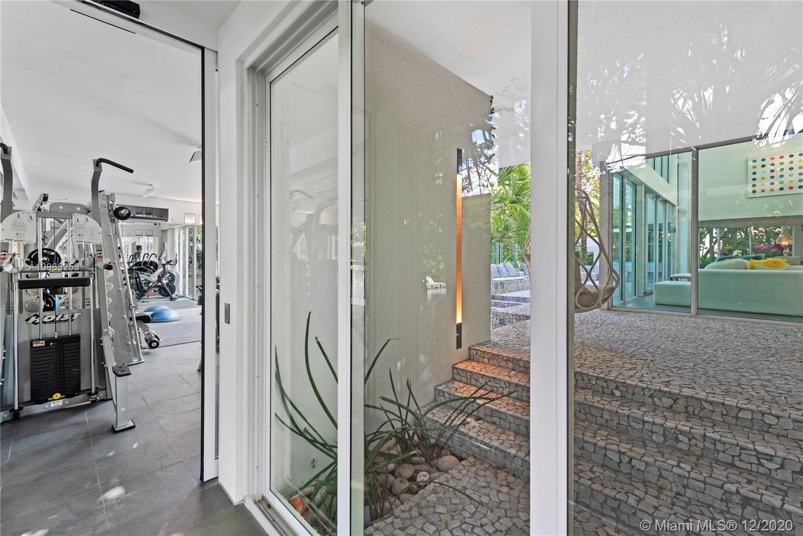 CAPE FLORIDA SUB SEC 3 - Residential