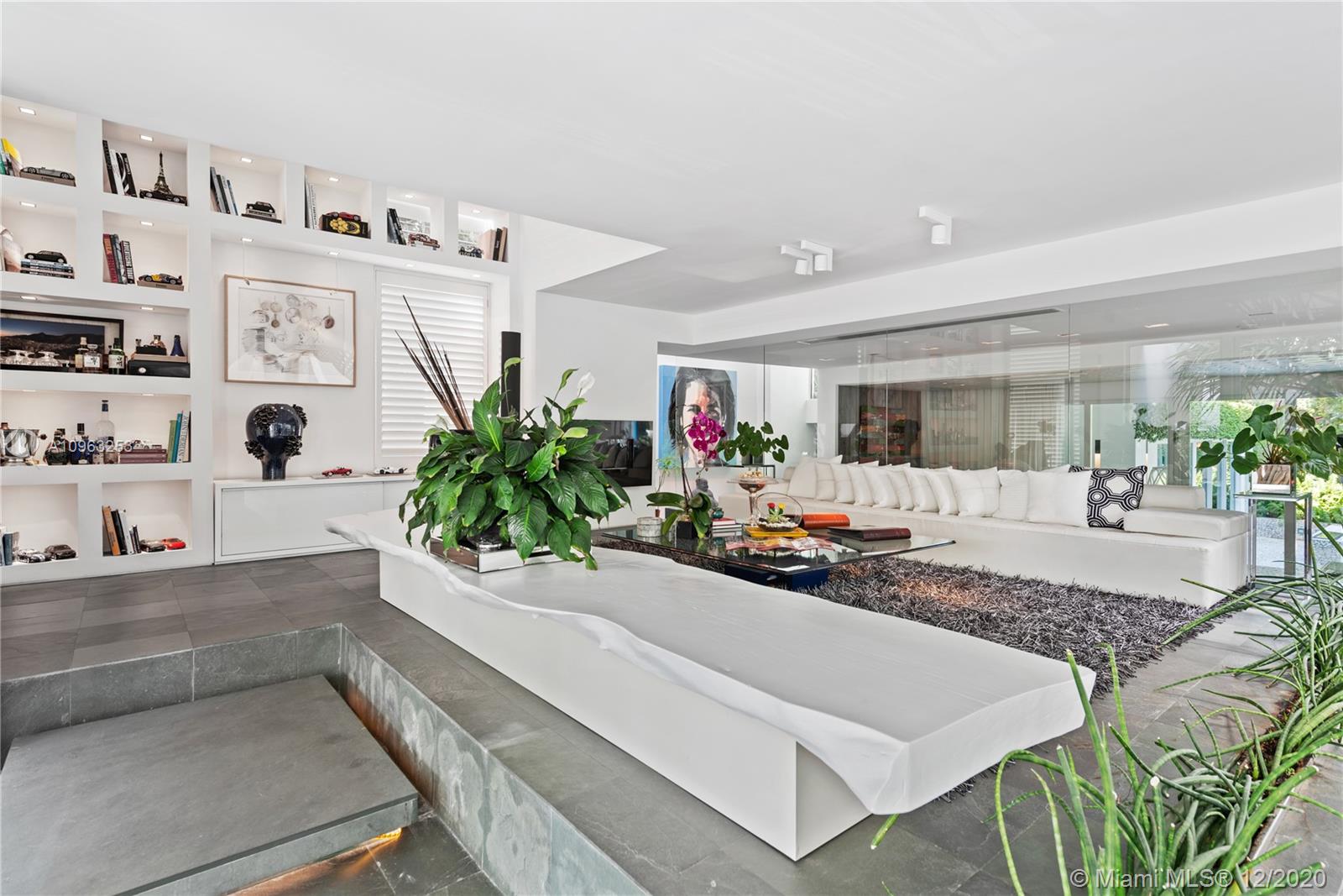 CAPE FLORIDA SUB SEC 3 - Residential