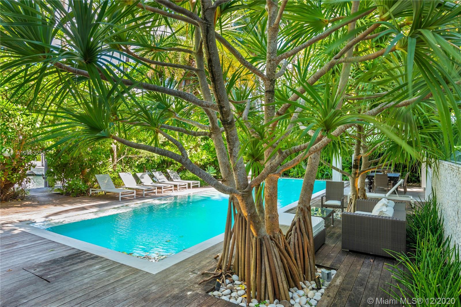 CAPE FLORIDA SUB SEC 3 - Residential