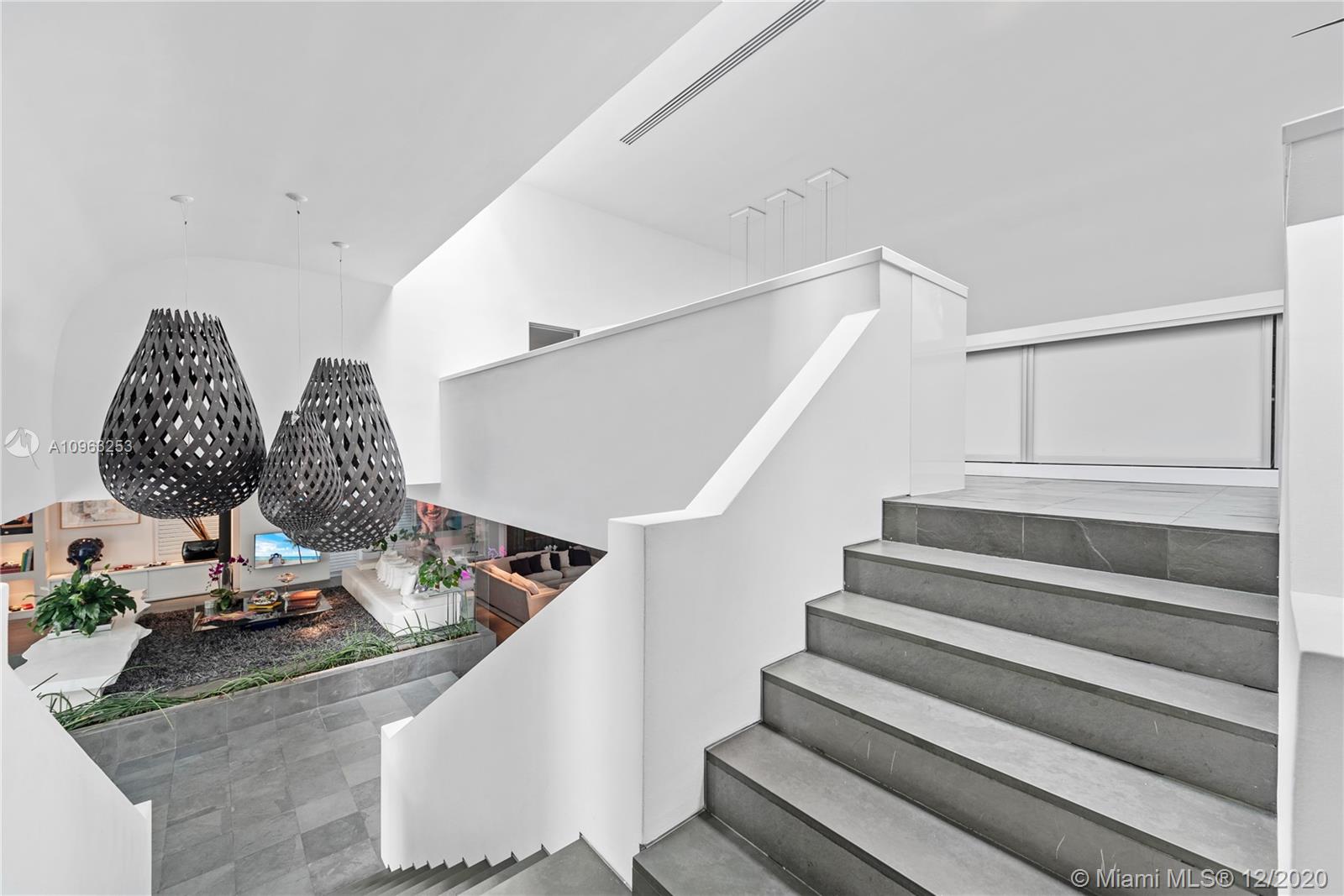 CAPE FLORIDA SUB SEC 3 - Residential