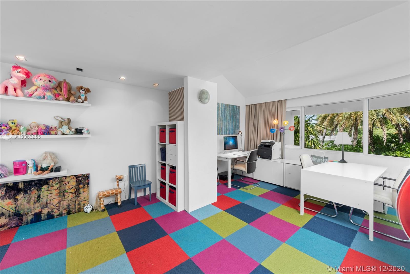 CAPE FLORIDA SUB SEC 3 - Residential