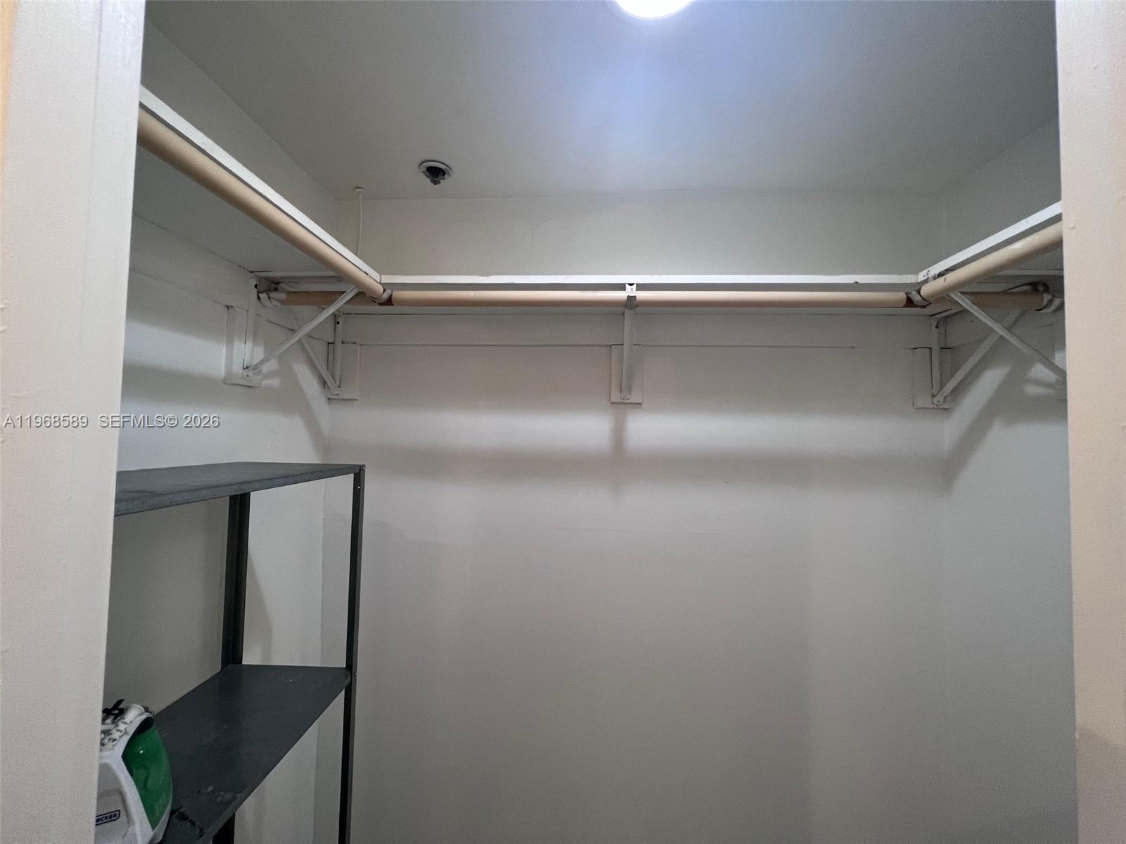 THE DECOPLAGE CONDO - Residential