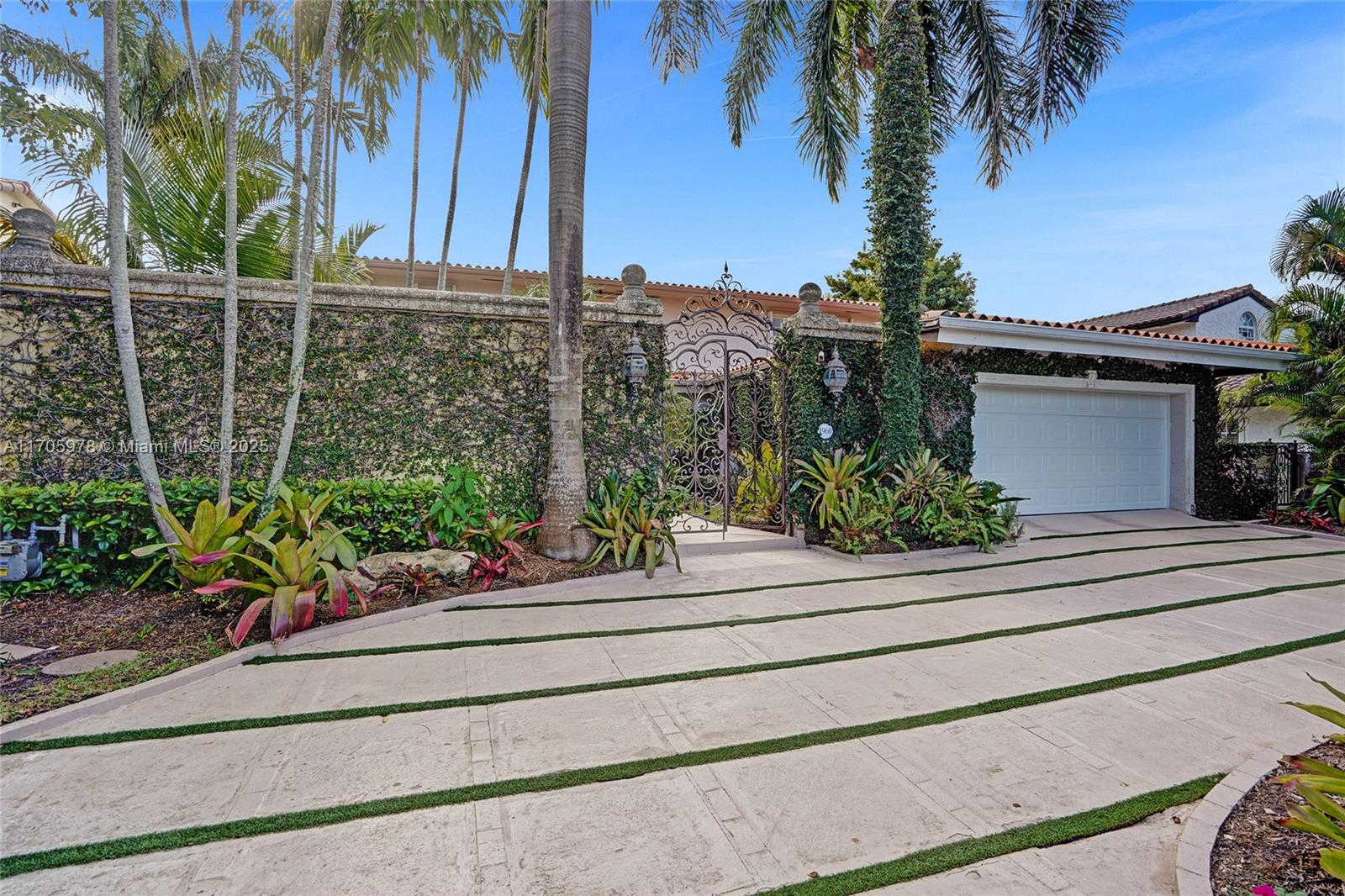 SAN SOUCI ESTATES - Residential