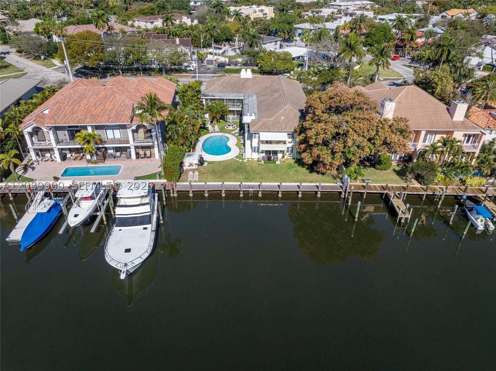 1308 Bayview Dr 2B