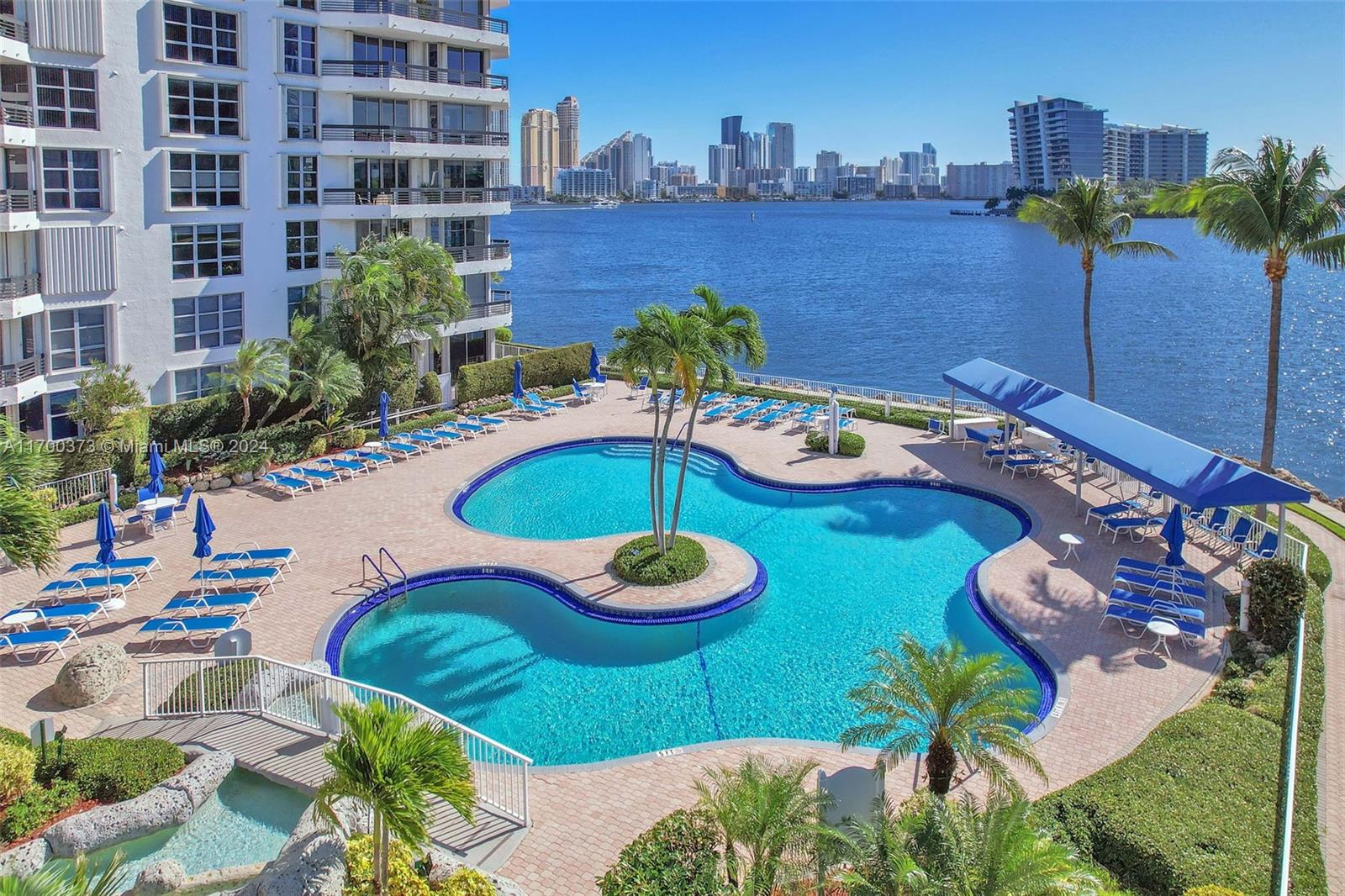 Property for Sale at 3530 Mystic Pointe Dr 2907, Aventura, Miami-Dade County, Florida - Bedrooms: 2 
Bathrooms: 2  - $515,000