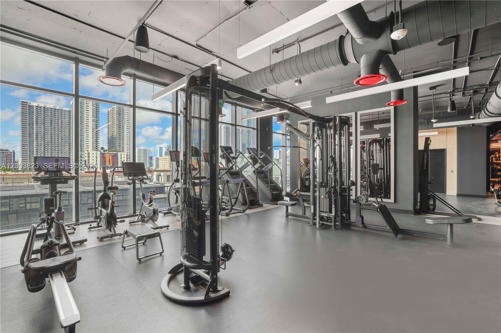 MIAMI NORTH - Residential