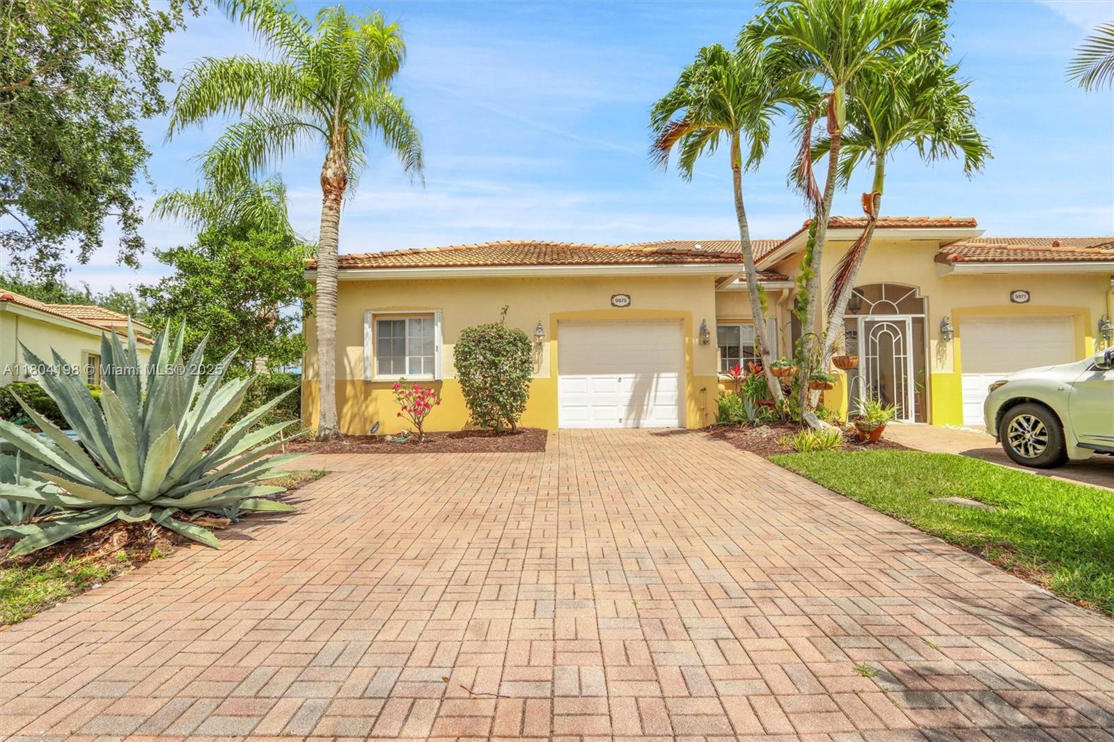 BAYWINDS POD H - Residential Lease