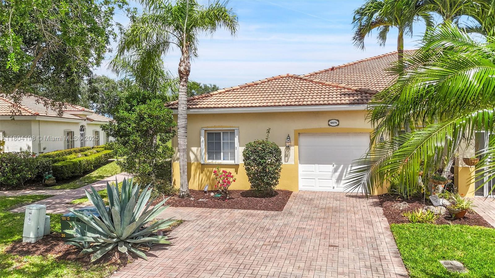 BAYWINDS POD H - Residential Lease