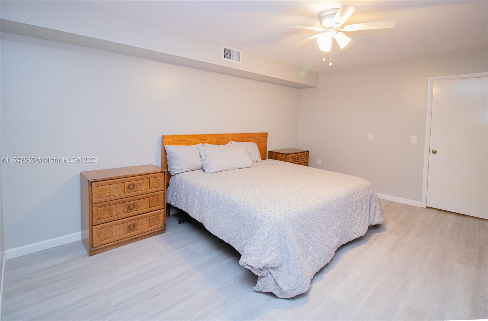 GLENWOOD TWNHS - Residential Lease
