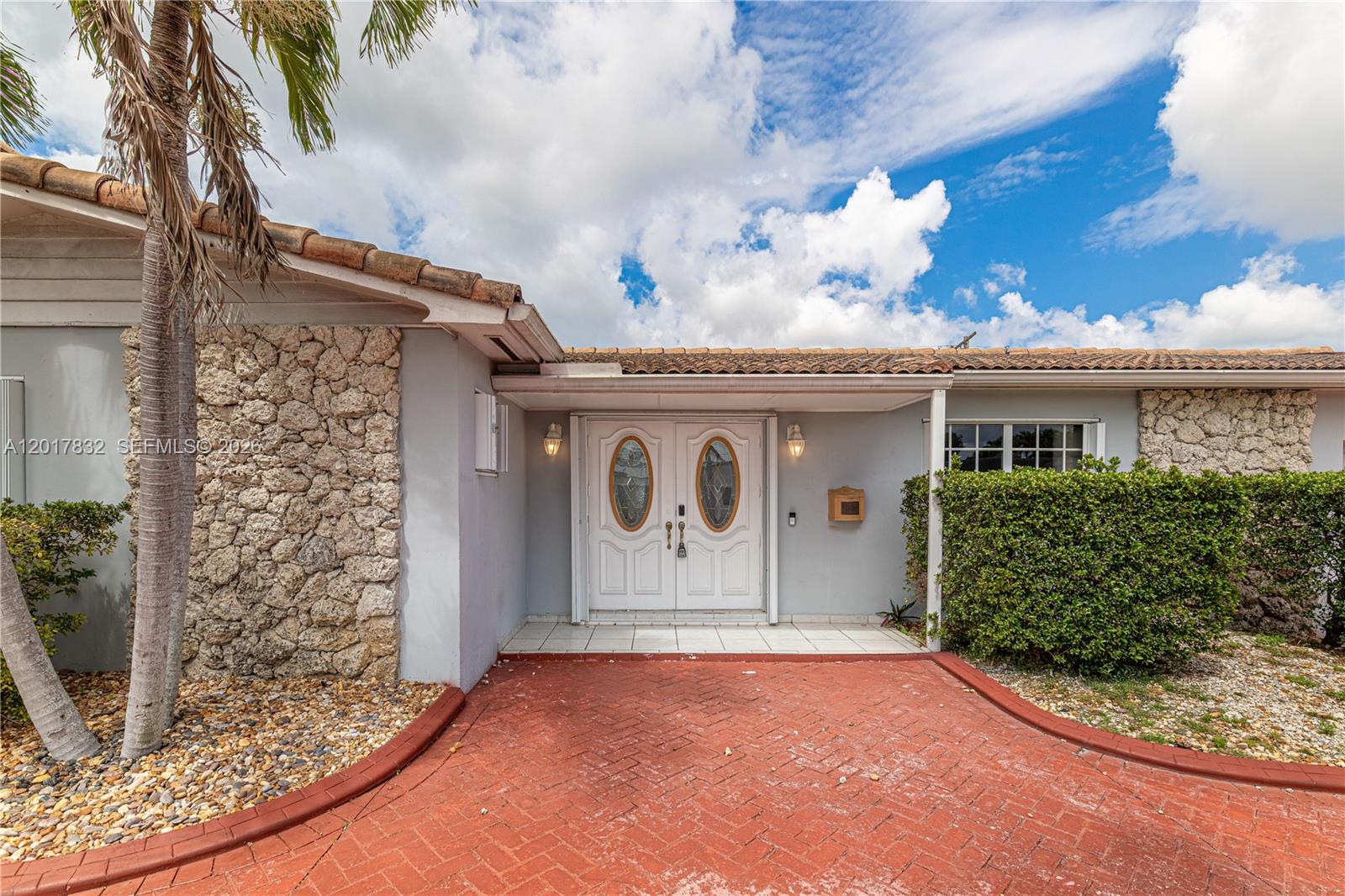 1720 SW 98th Ct