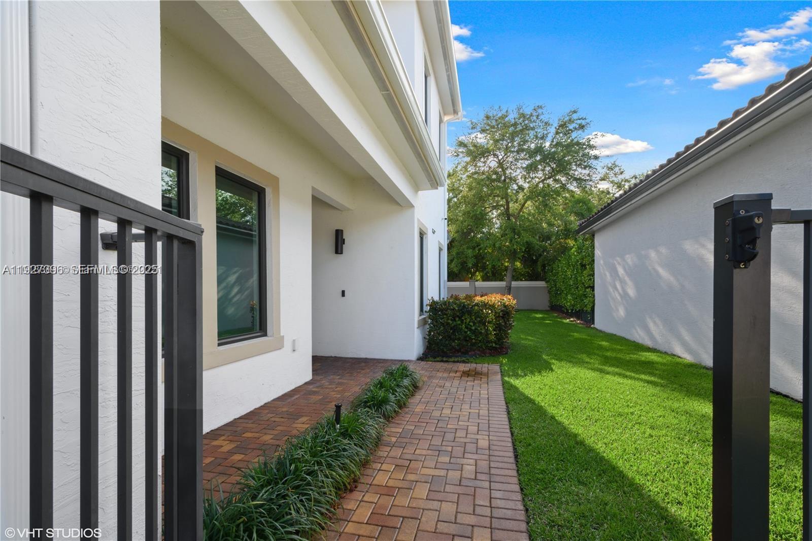 PRESERVE AT EMERALD HILLS - Residential