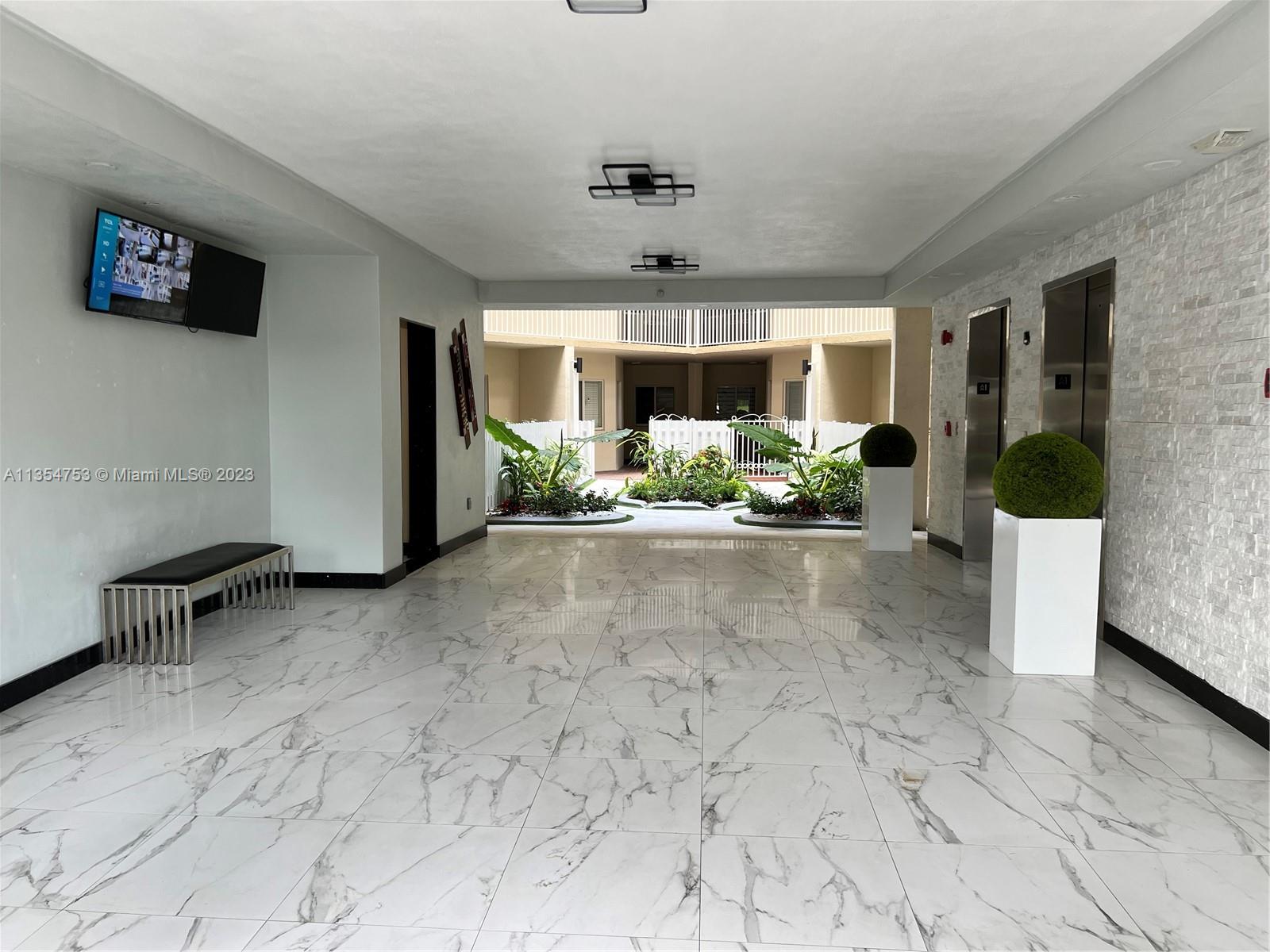 CAPTIVA CONDO D - Residential Lease