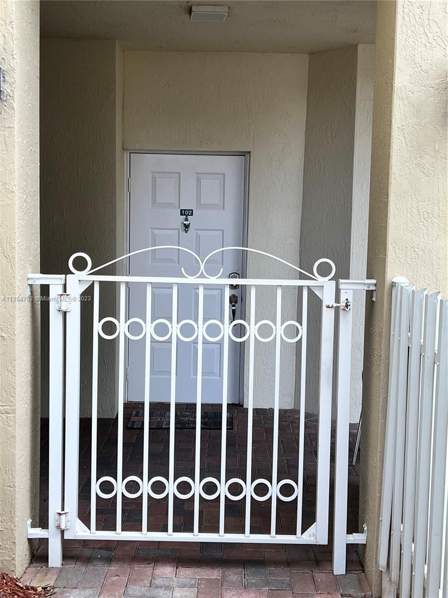 CAPTIVA CONDO D - Residential Lease