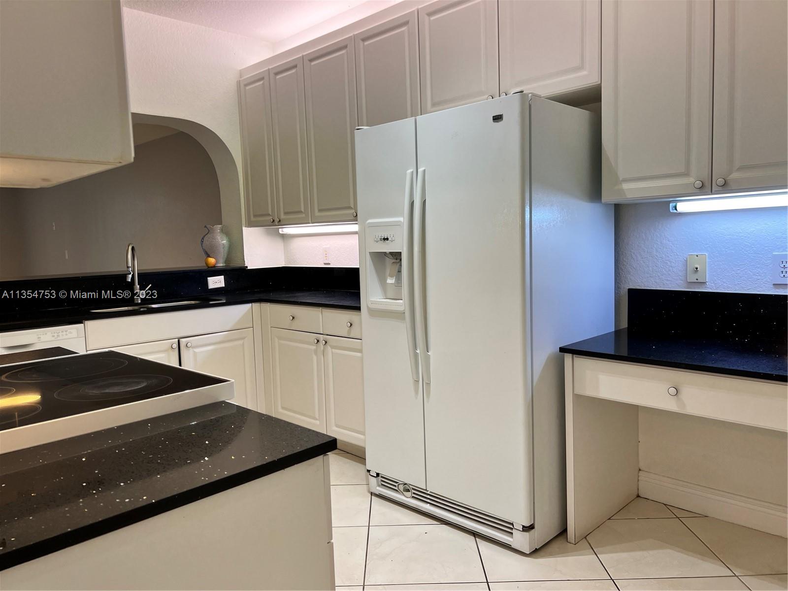 CAPTIVA CONDO D - Residential Lease
