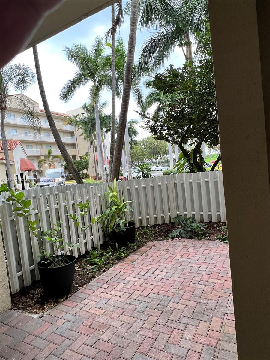 CAPTIVA CONDO D - Residential Lease