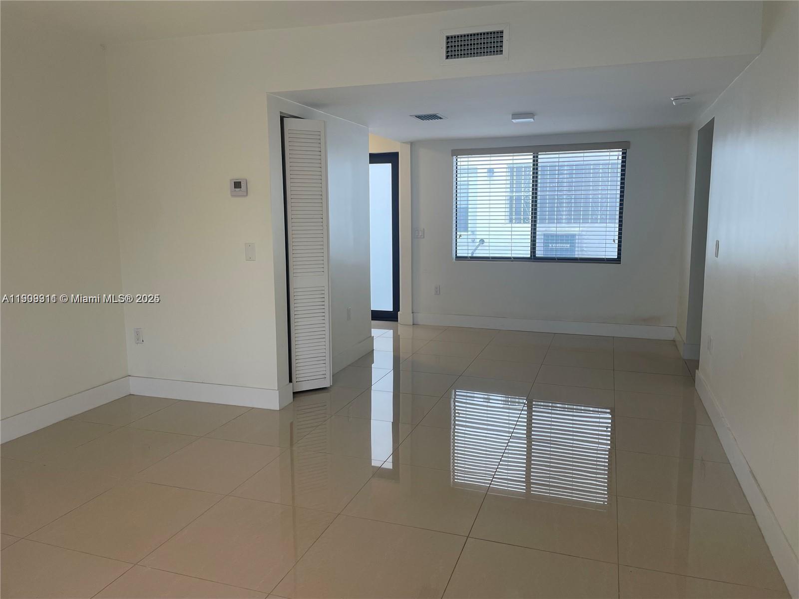 ISLE OF NORMANDY MIAMI VI - Residential Lease