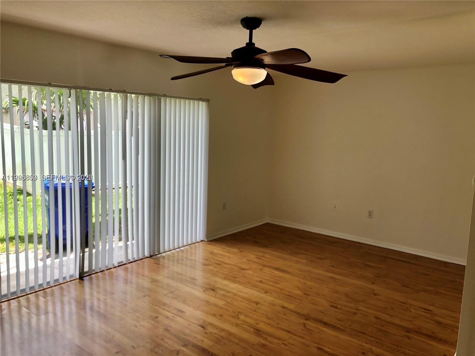 WASHINGTON COURT VILLAS - Residential